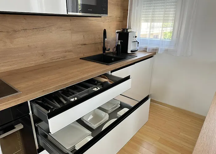 Marina Residence Apartman