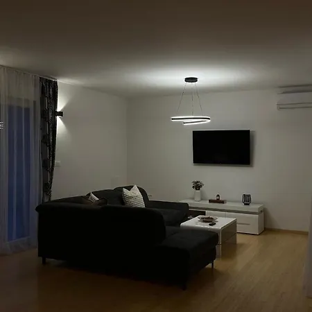 Apartment Marina Residence