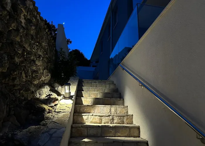 Marina Residence *